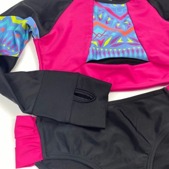 Limeapple Cropped Rash Guard Set - Picture 3 of 8
